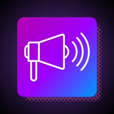 Beyaz çizgi Megafon simgesi siyah arkaplanda izole edildi. Yüksek sesle konuşma uyarısı. Ağızlık için megafon, terfi diye bağırıyor. Kare renk düğmesi. Vektör İllüstrasyonu