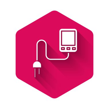 Beyaz Sensör simgesi uzun gölgeyle izole edildi. Pembe altıgen düğmesi. Vektör İllüstrasyonu