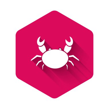 Beyaz Yengeç ikonu uzun gölgeli izole edilmiş. Pembe altıgen düğmesi. Vektör İllüstrasyonu