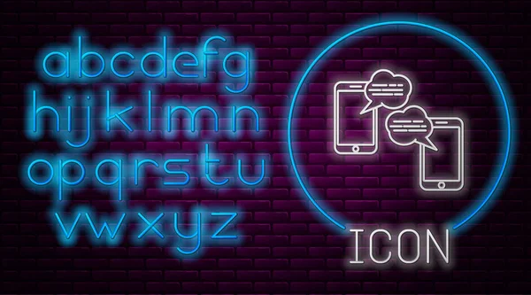 Linha de néon brilhante Nova notificação de mensagens de chat no ícone do telefone isolado no fundo da parede de tijolo. Smartphone bate-papo sms mensagens bolhas de fala. Alfabeto claro de néon. Ilustração vetorial — Vetor de Stock