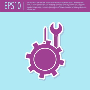 Retro mor İngiliz anahtarı ve dişli ikonundaki tornavida turkuaz arka planda izole edilmiş. Ayarlama, servis, ayar, bakım, onarım, onarım. Vektör İllüstrasyonu