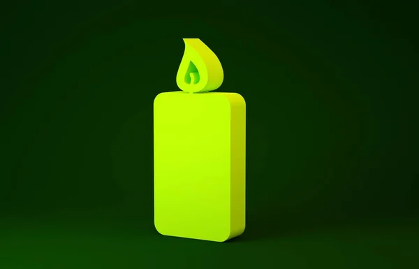 Ícone de vela em chamas amarelo isolado no fundo verde. Vela acesa à moda antiga. Vela aromática cilíndrica com chama ardente. Conceito de minimalismo. 3D ilustração 3D render — Fotografia de Stock