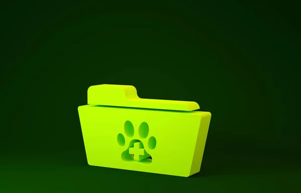 Желтая медицинская ветеринарная папка записи значок изолирован на зеленом фоне. Отпечаток лапы собаки или кошки. Документ для домашних животных. Значок файла пациента. Концепция минимализма. 3D-рендеринг — стоковое фото
