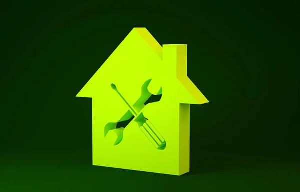 Casa Amarela ou em casa com chave de fenda e ícone chave isolada no fundo verde. Ajuste, serviço, configuração, manutenção, reparação, fixação. Conceito de minimalismo. 3D ilustração 3D render — Fotografia de Stock