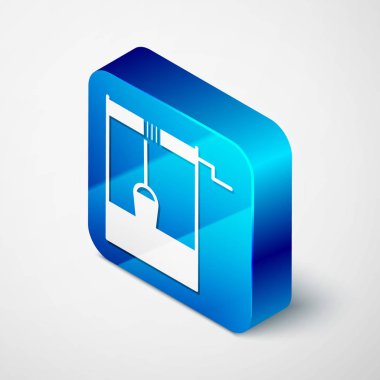 Beyaz arka planda izole edilmiş bir kova ve içme suyu ikonu ile Isometric Well. Mavi kare düğme. Vektör İllüstrasyonu