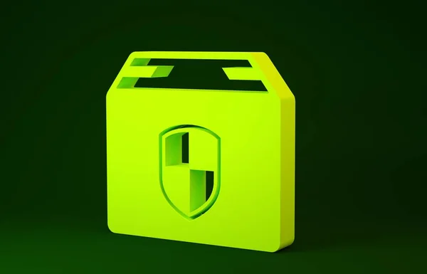 Gelbe Lieferverpackung Sicherheitssymbol mit Schildsymbol isoliert auf grünem Hintergrund. Lieferversicherung. versicherten Kartons hinter dem Schild. Minimalismus-Konzept. 3D Illustration 3D Renderer — Stockfoto