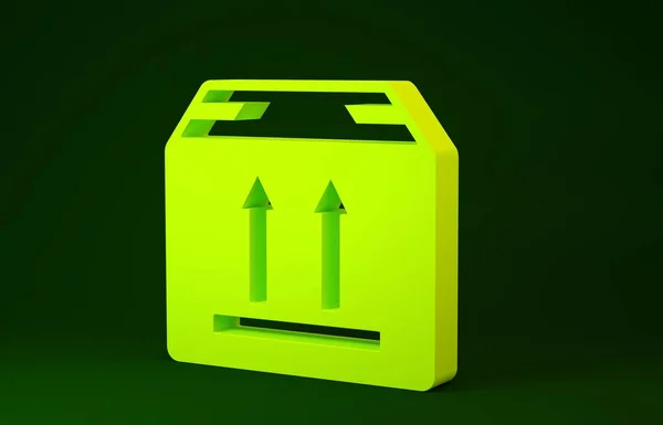Gelber Karton mit Verkehrssymbolsymbol auf grünem Hintergrund. Box, Paket, Paketschild. Lieferung, Transport und Versand. Minimalismus-Konzept. 3D Illustration 3D Renderer — Stockfoto