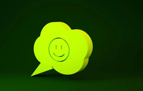 Gele tekstbel met glimlach gezicht pictogram geïsoleerd op groene achtergrond. Lachende emoticon. Gelukkig smiley chat symbool. Minimalisme concept. 3d illustratie 3d renderen — Stockfoto
