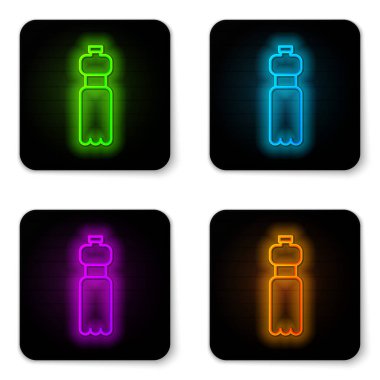 Parlayan neon hattı beyaz zemin üzerinde izole edilmiş bir şişe su ikonu. Soda su içme tabelası. Siyah kare düğme. Vektör İllüstrasyonu