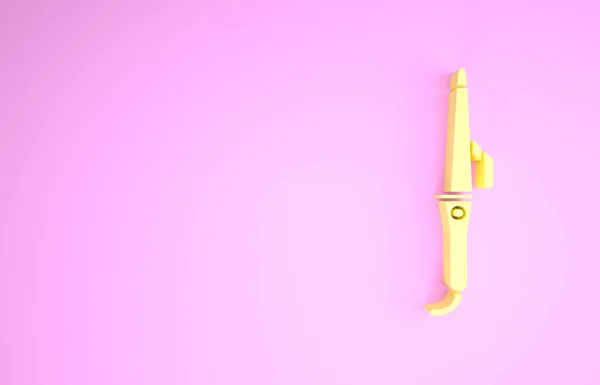 Gelber Lockenstab für Haarsymbol isoliert auf rosa Hintergrund. Haarglätter-Symbol. Minimalismus-Konzept. 3D Illustration 3D Renderer — Stockfoto