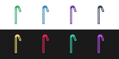 Siyah ve beyaz arkaplanda izole edilmiş plastik saman simgesi içmek. Vektör İllüstrasyonu