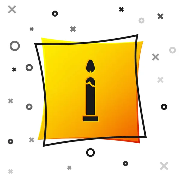 黑色燃烧的蜡烛图标隔离在白色背景上 圆柱形蜡烛与燃烧的火焰粘在一起 黄色方块按钮 病媒图解 — 图库矢量图片