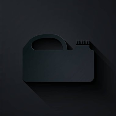 Kağıt kesiği siyah arka planda izole edilmiş motor makine yağı ikonu için plastik kaplar. Benzin bidonu. Yağ değiştirme ve onarım servisi. Kağıt sanatı tarzı. Vektör İllüstrasyonu