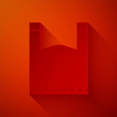 Kağıt kesiği Plastik torba simgesi kırmızı arkaplanda izole edilmiş. Tek kullanımlık selofan ve politen paket yasaklama işareti. Kağıt sanatı tarzı. Vektör İllüstrasyonu