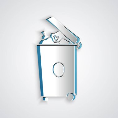 Kağıt kesiği Çöp kutusu simgesi gri arkaplanda izole edildi. Çöp kutusu tabelası. Sepet simgesini geri dönüştür. Ofis çöpü ikonu. Kağıt sanatı tarzı. Vektör İllüstrasyonu