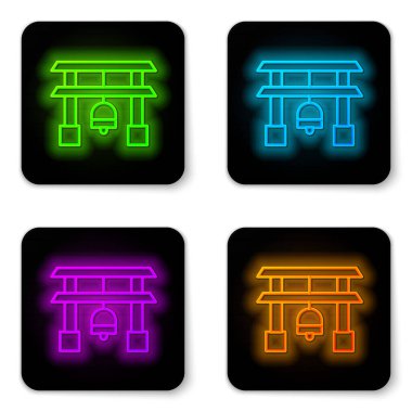 Işıldayan neon hattı Japon Kapı simgesi beyaz arka planda izole edildi. Torii kapı işareti. Geleneksel Japon klasik geçit sembolü. Siyah kare düğme. Vektör İllüstrasyonu