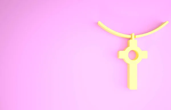 Κίτρινος χριστιανικός σταυρός σε αλυσίδα εικονίδιο που απομονώνεται σε ροζ φόντο. Σταυρός εκκλησίας. Μινιμαλιστική έννοια. 3d απεικόνιση 3D καθιστούν — Φωτογραφία Αρχείου