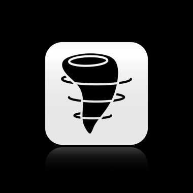 Kara Tornado simgesi siyah arkaplanda izole edildi. Gümüş kare düğme. Vektör İllüstrasyonu