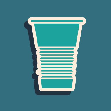 Yeşil kağıttan cam ikonu yeşil arkaplanda izole edilmiş. Soda bardağı. Taze soğuk içecek sembolü. Uzun gölge tarzı. Vektör İllüstrasyonu