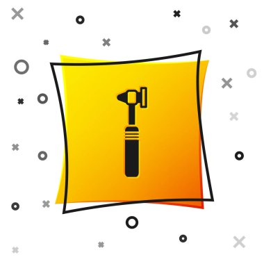 Siyah tıbbi otoskop aracı simgesi beyaz arkaplanda izole edildi. Tıbbi alet. Sarı kare düğme. Vektör İllüstrasyonu