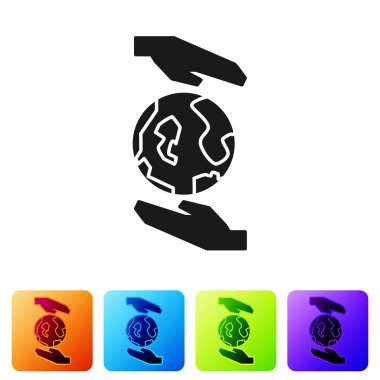 Siyah insan elleri, beyaz zemin üzerinde Dünya 'nın ikonunu tutuyor. Dünya kavramını sakla. Renkli kare düğmelerle simgeleri ayarla. Vektör İllüstrasyonu