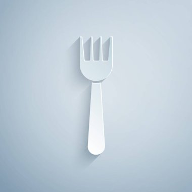 Kağıt kesiği, gri arkaplanda izole edilmiş plastik çatal simgesi. Kağıt sanatı tarzı. Vektör İllüstrasyonu