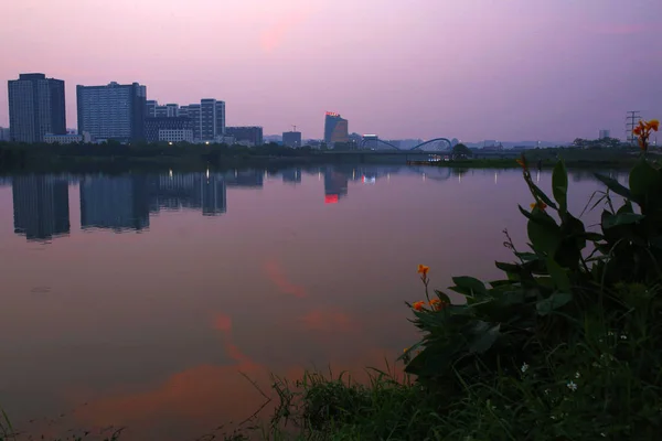 O belo pôr-do-sol — Fotografia de Stock