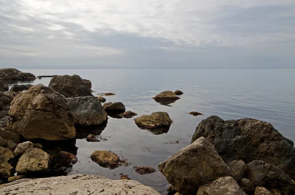 De kust van de Krim in de buurt van Sevastopol — Stockfoto