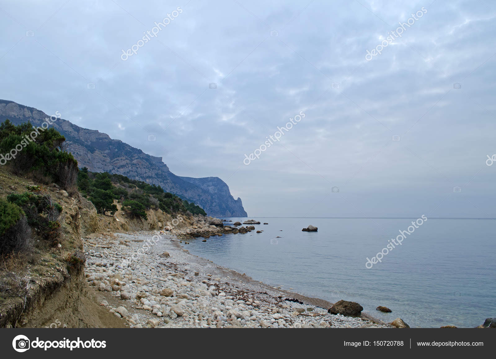 Such different coasts of Crimea Such different coasts of Crimea