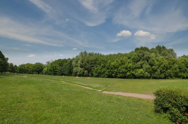 Park i Nagatino, Moskva, Ryssland — Stockfoto