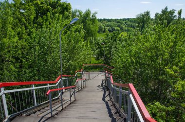 Parka giden merdivenler