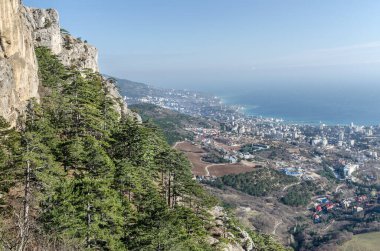 Stavri Kaya 'nın uçurumundan bak