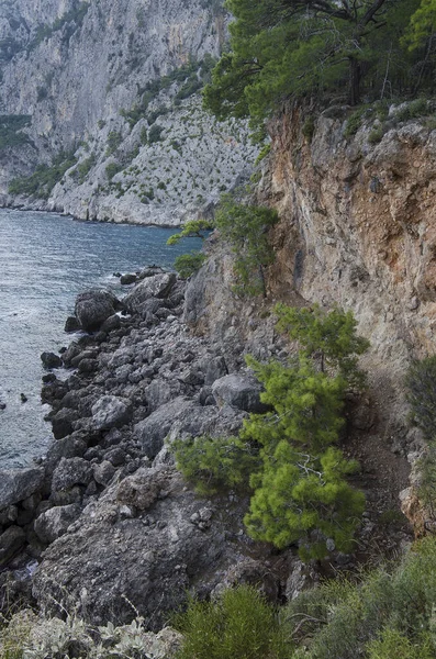 Βράχοι Στην Τουρκία Στις Ακτές Της Μεσογείου — Φωτογραφία Αρχείου