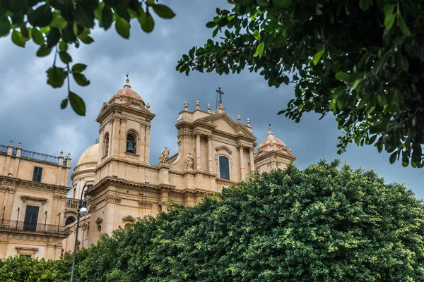 Catedral em noto — Fotografia de Stock