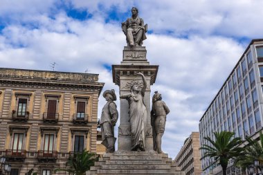 Statue of Vincenzo Bellini clipart