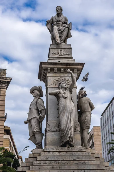 Standbeeld van Vincenzo Bellini — Stockfoto