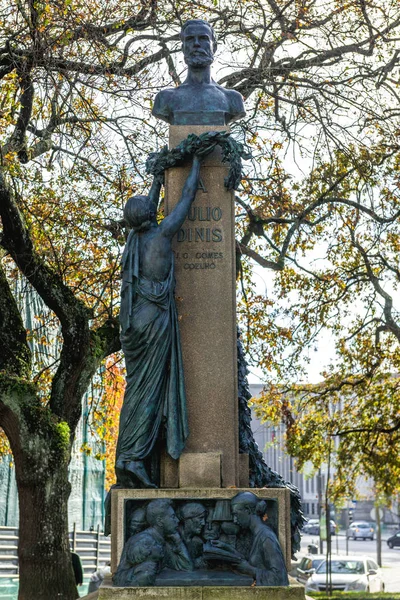 Monument in Porto — Φωτογραφία Αρχείου