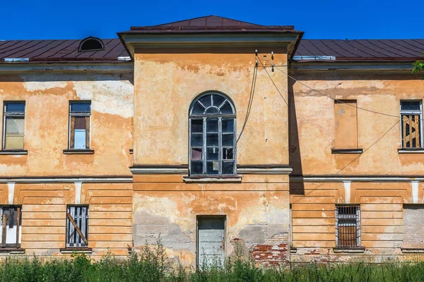 Verlaten gebouw in Daugavpils — Stockfoto