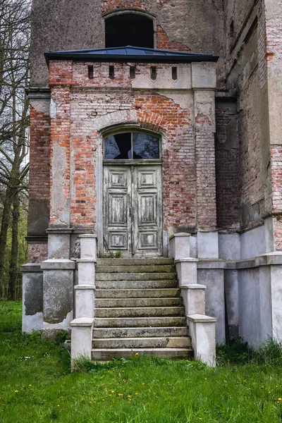 Старый дворец в Польше — стоковое фото