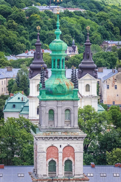 Kerk in lviv — Stockfoto