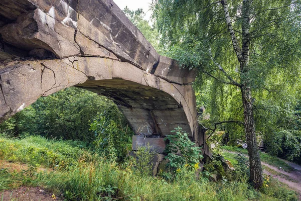 Oude brug in Masuren regio — Stockfoto