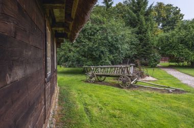 Old hay wagon clipart