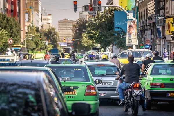 Verkehr in Teheran — Stockfoto