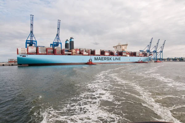 Maersk containerschip — Stockfoto