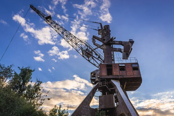 Guindaste na zona de Chernobyl — Fotografia de Stock
