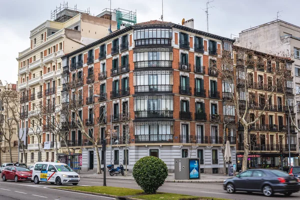 Tenements in Madrid — Stock Photo, Image