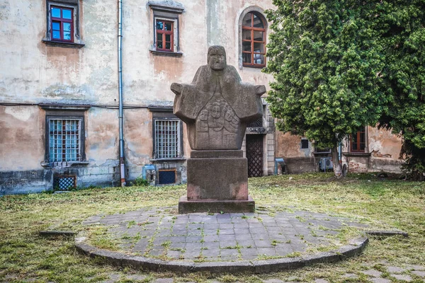 Antigo mosteiro em Lviv — Fotografia de Stock