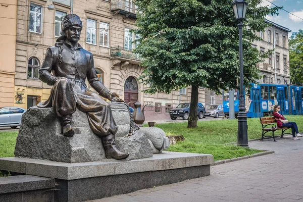 Kulczycki statue in Lviv — Stock Photo, Image