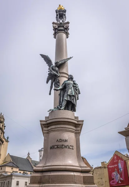 Estátua de Adam Mickiewicz — Fotografia de Stock