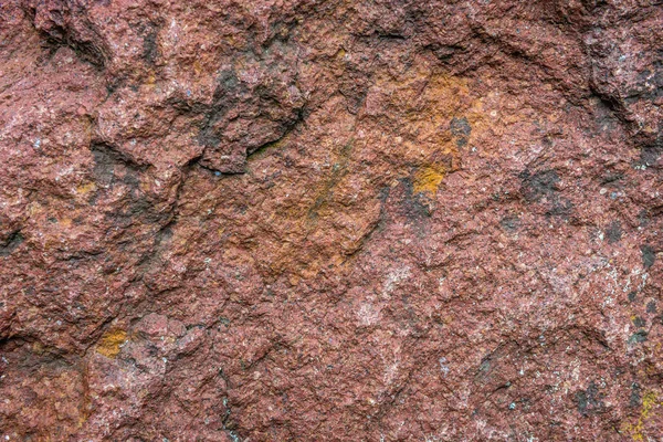 Cerca de una piedra — Foto de Stock